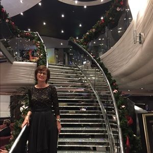 Meet your Posher, Ana